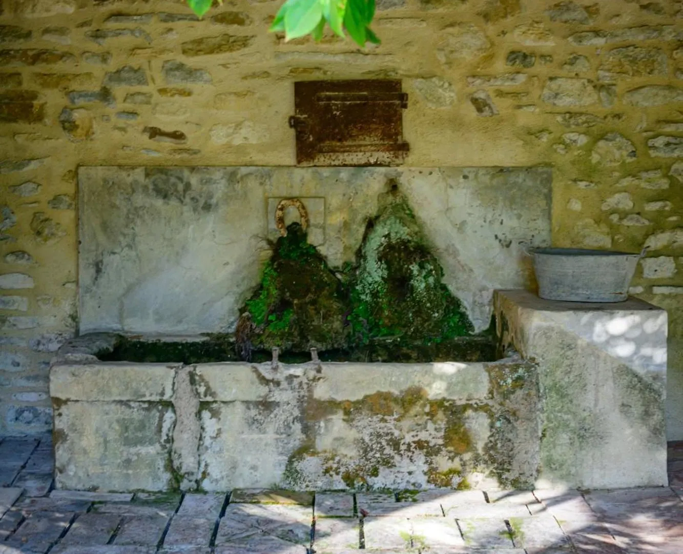 La Bégude-de-MazencMas1850 En Drome Provencale住宿加早餐旅馆 0*, La Bégude-de-Mazenc